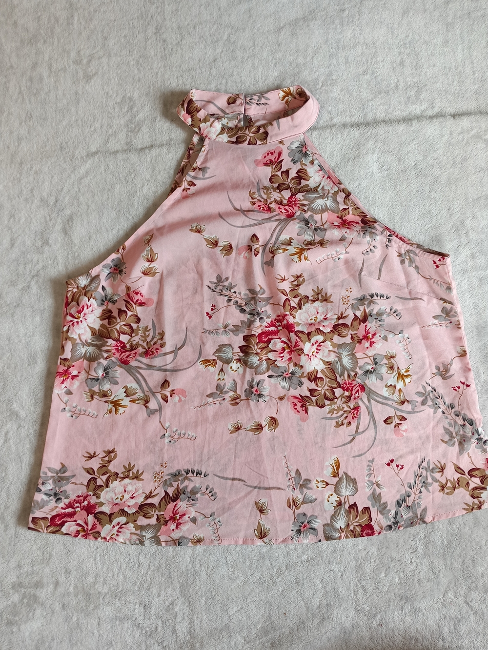 Size 1X Floral Halter Top